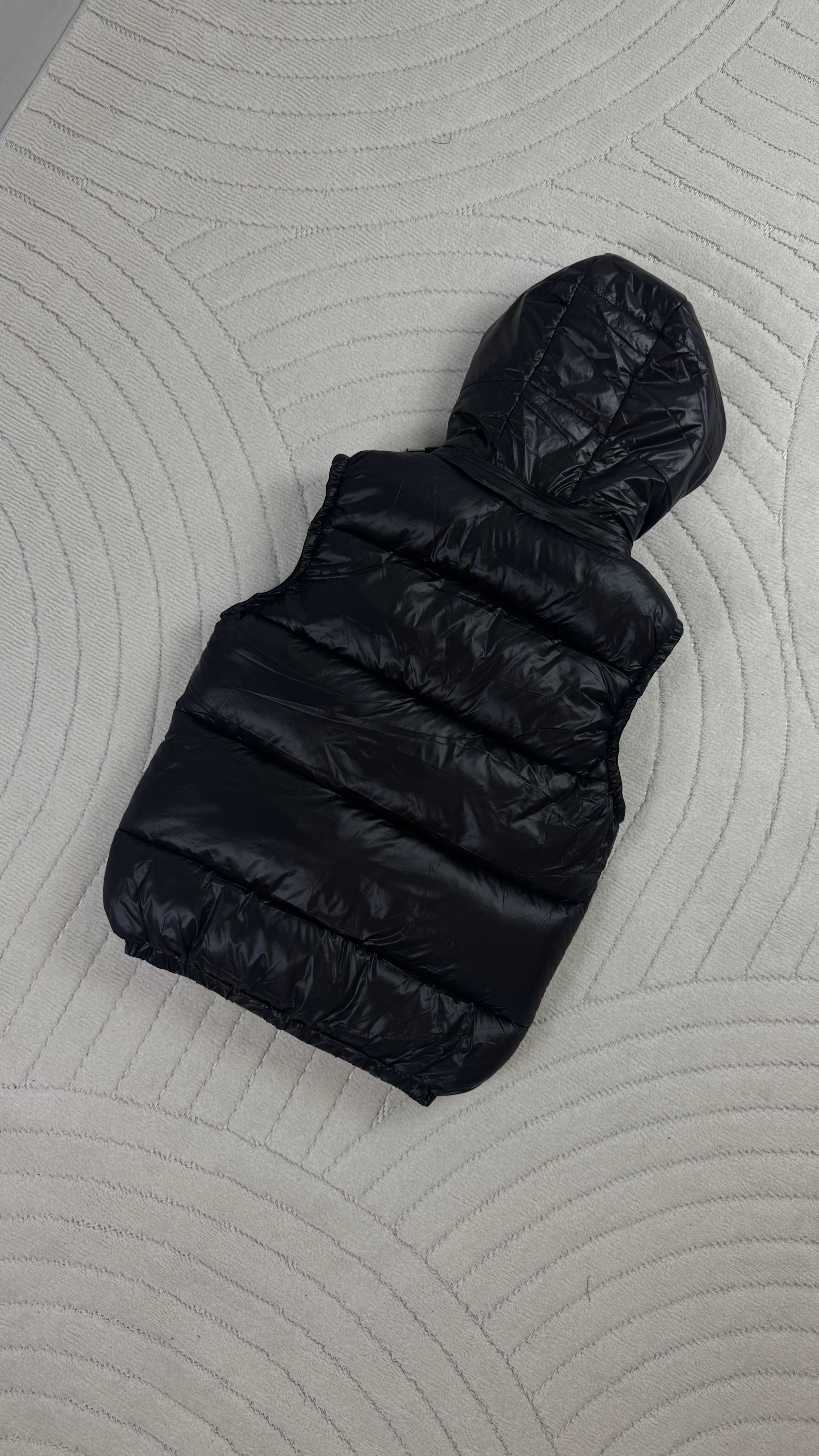 8. Doudoune Sans Manche Gertrude Noir