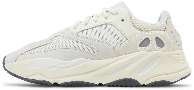 YEEZY BOOST 700 ANALOG