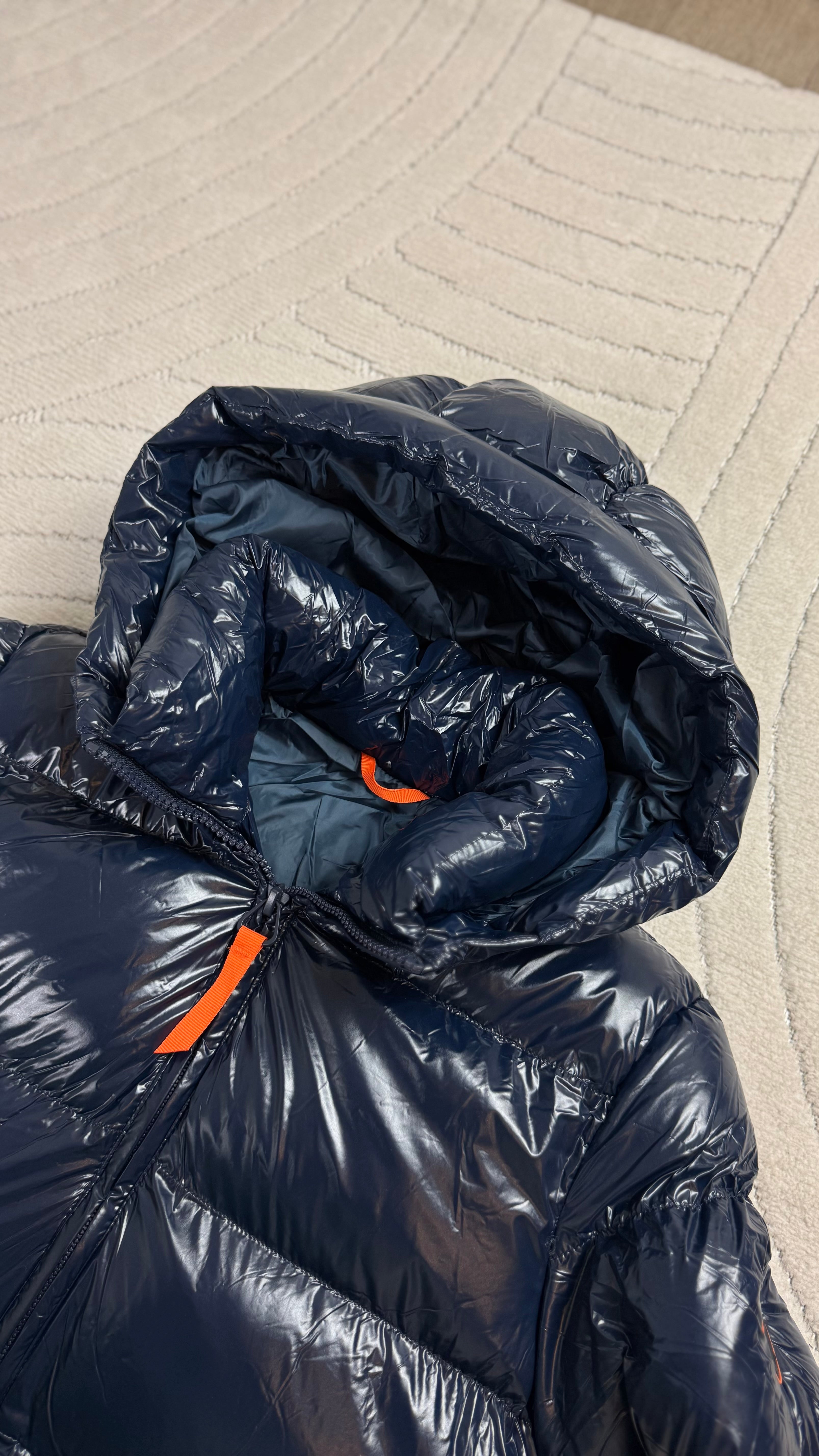 4. Doudoune Gertrude bleu foncée