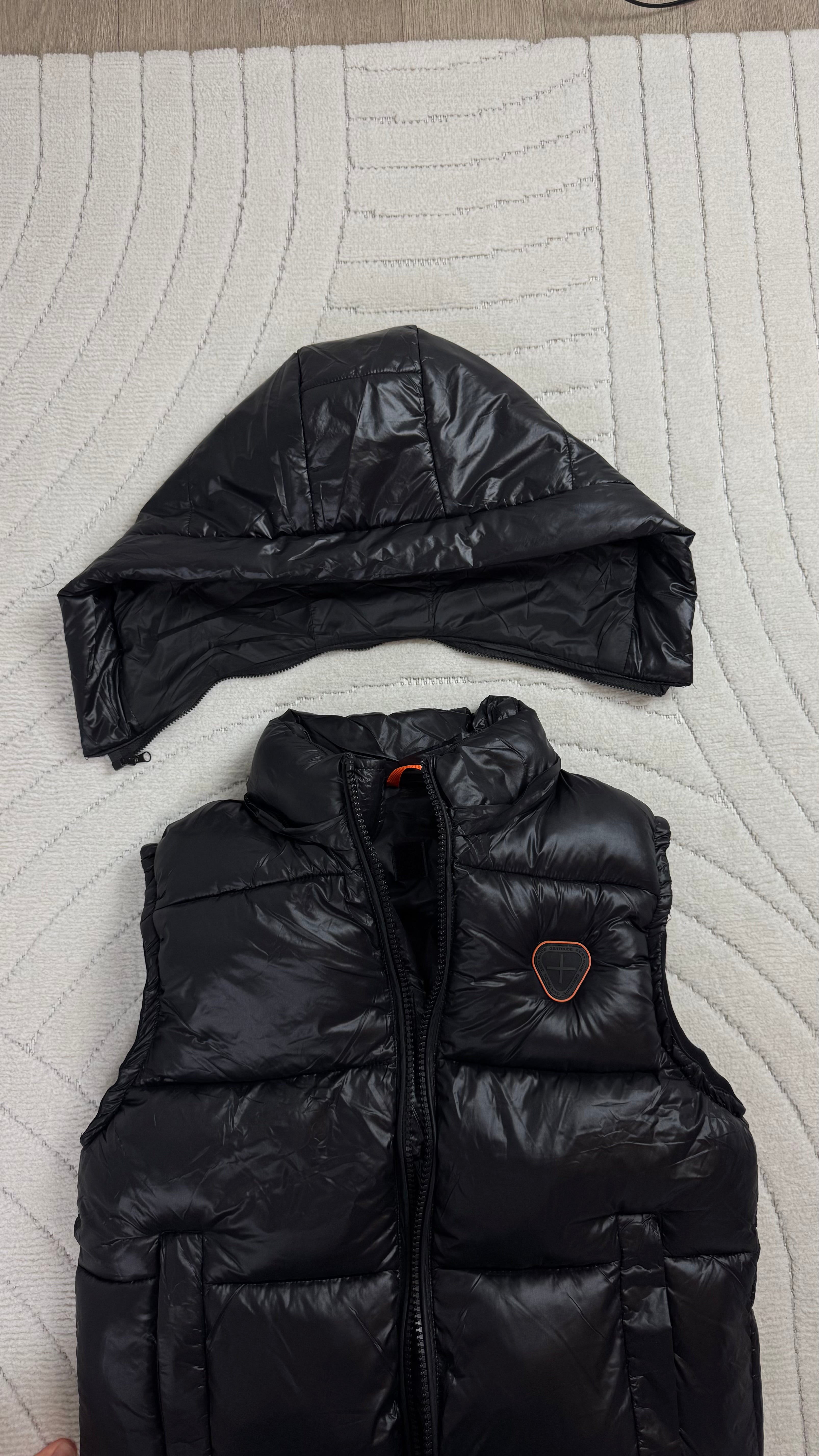 8. Doudoune Sans Manche Gertrude Noir