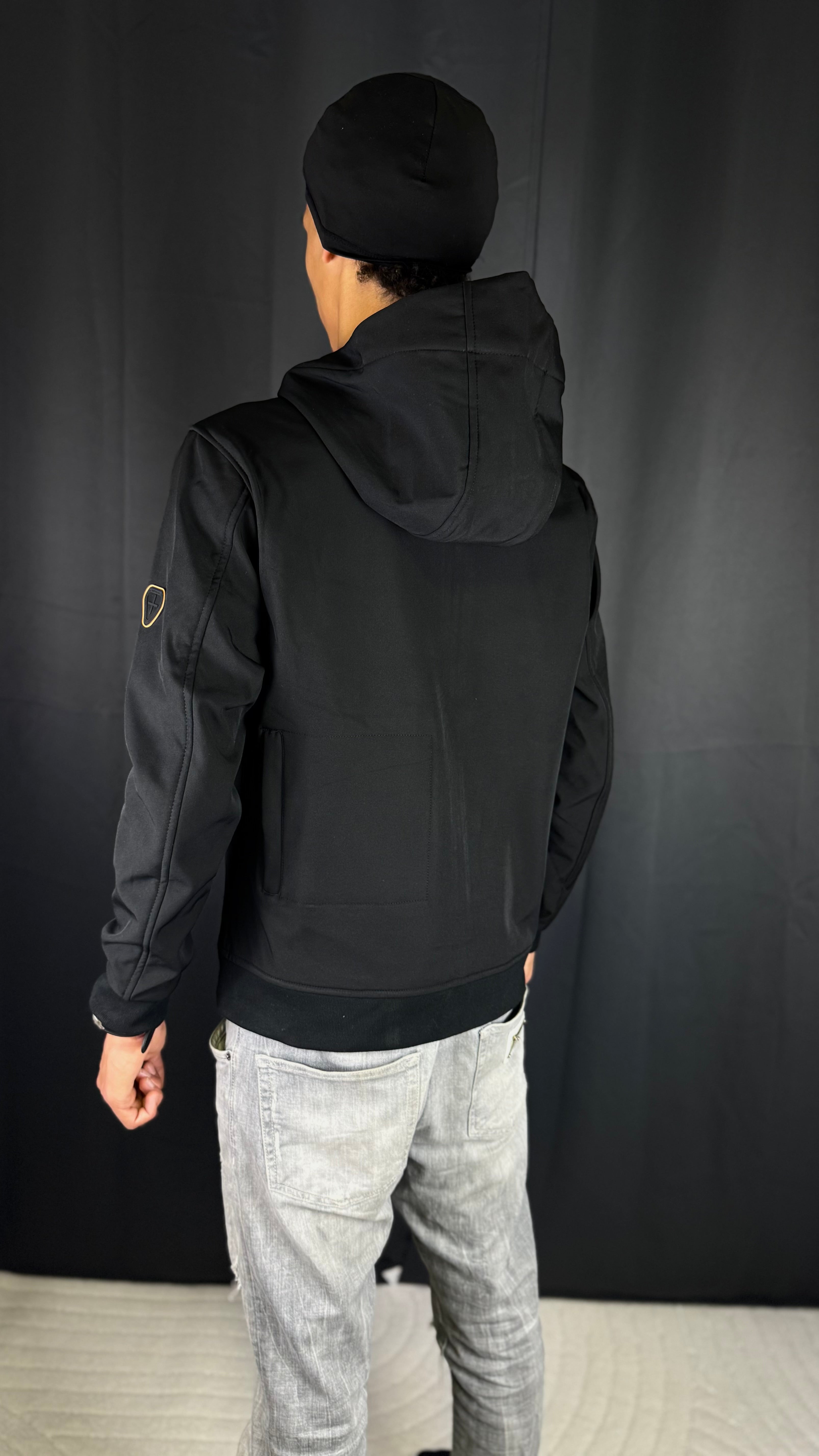 5. Veste Softshell Gxrtrude noir