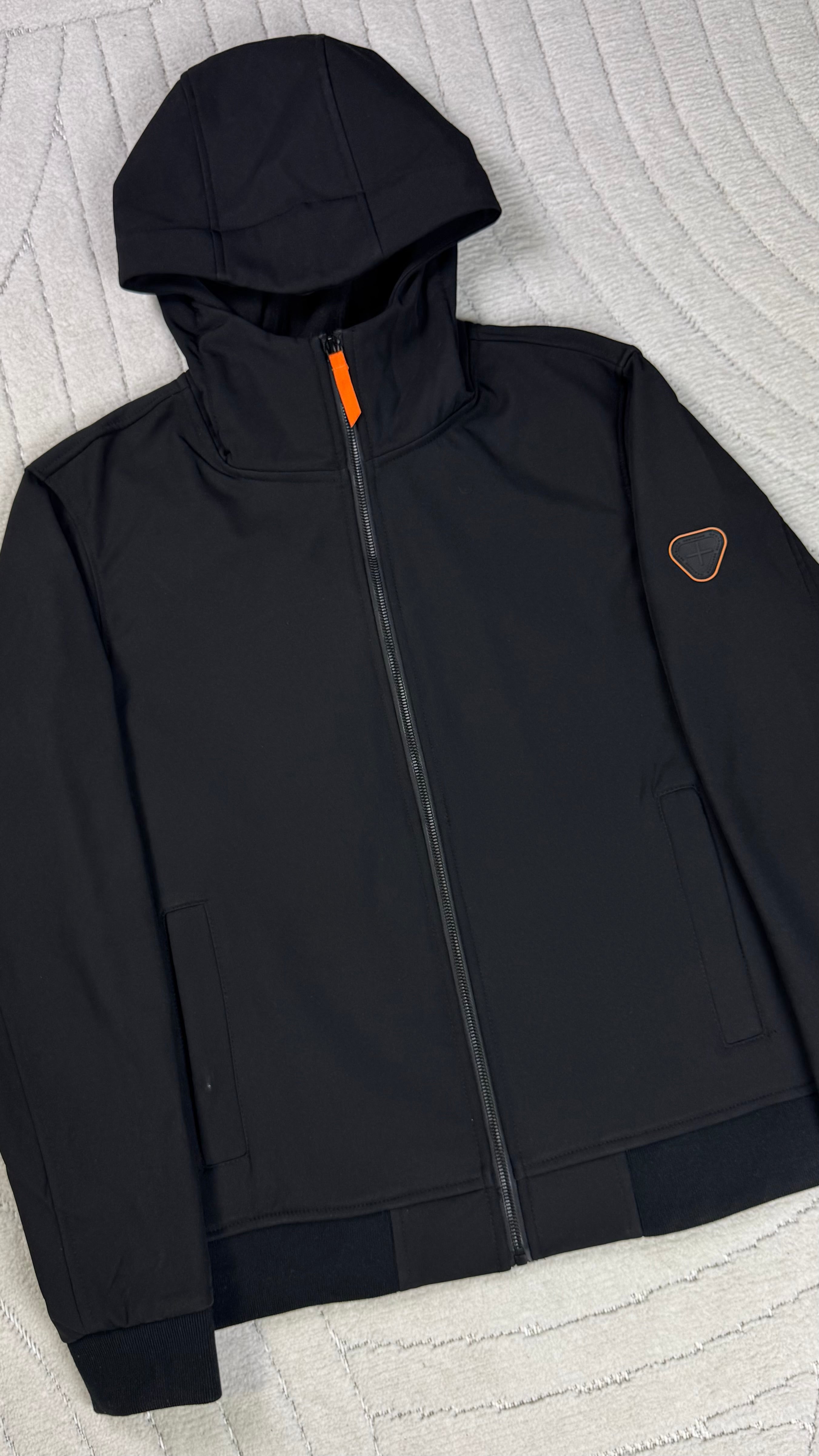 5. Veste Softshell Gxrtrude noir