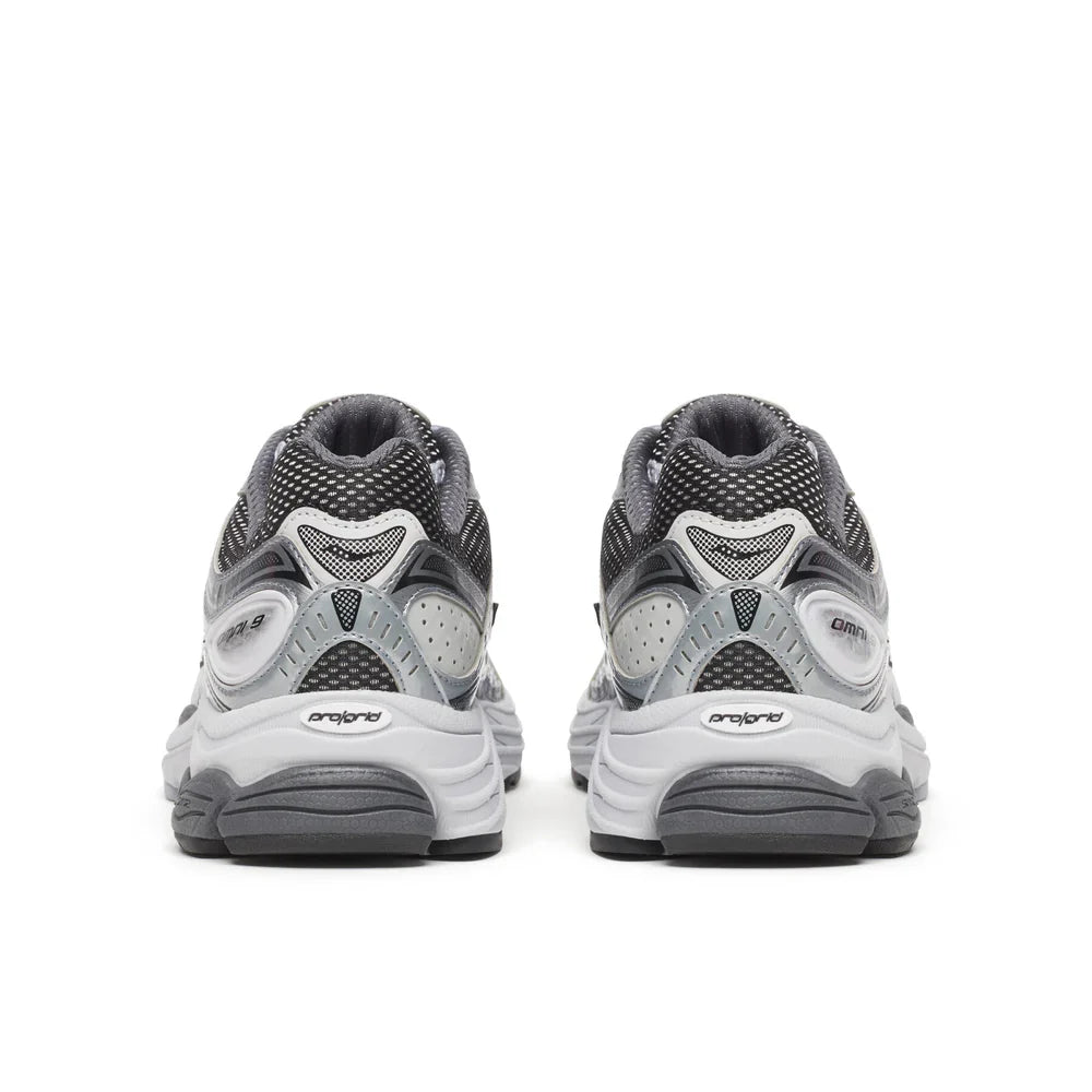 SAUCONY PROGRID OMNI 9